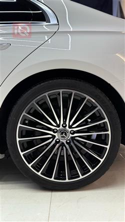 مرسيدس بنز E-Class